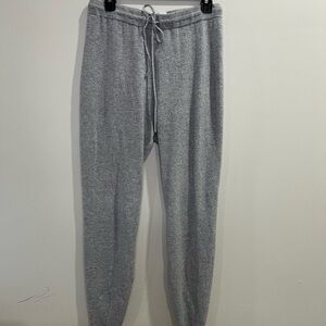 St. John Men's Heather Gray Joggers